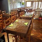 Отель La Terrasse Le Crestet