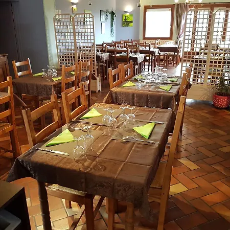 酒店 泰尔拉斯酒店 Le Crestet